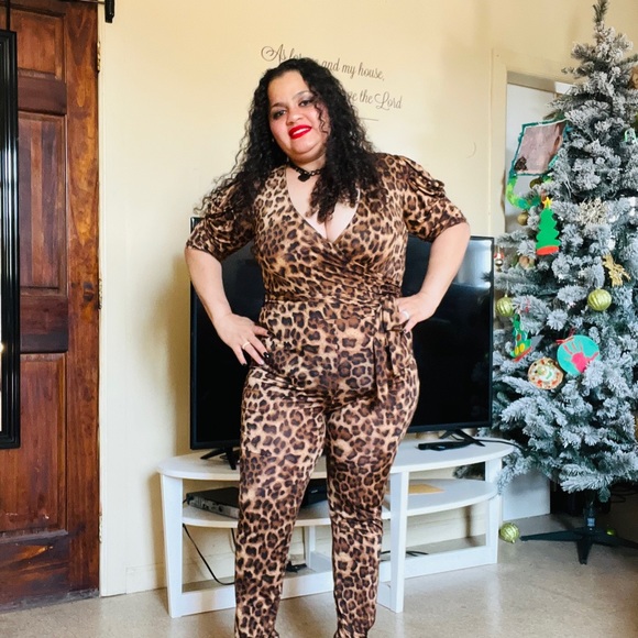 Leopard suit - Picture 6 of 7